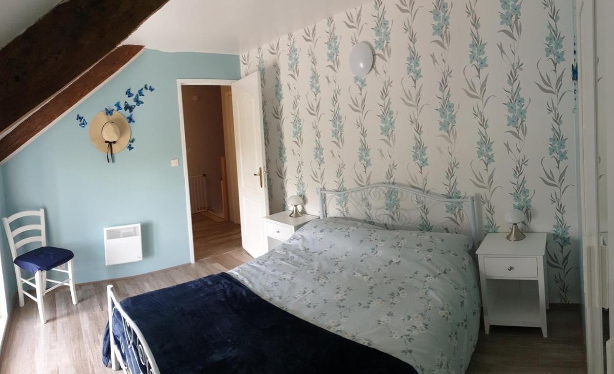 Charming Traditional 2-Bed Cottage Near Plémet المظهر الخارجي الصورة